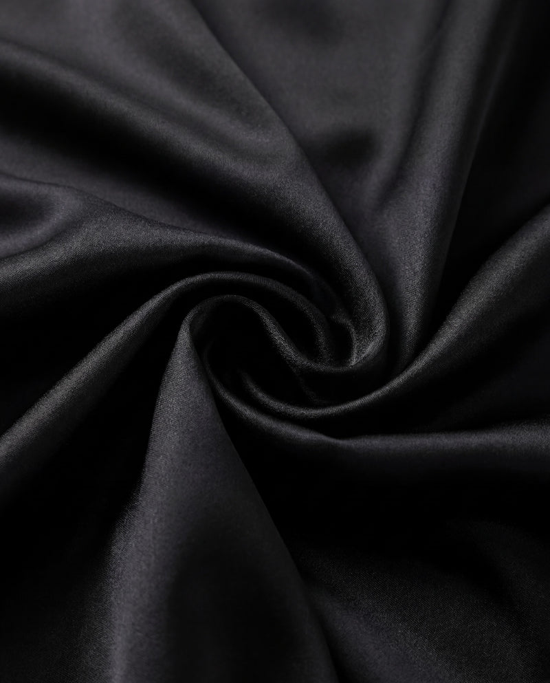 The Silk Bed Linen Set — Nº 25 Noir Velouté