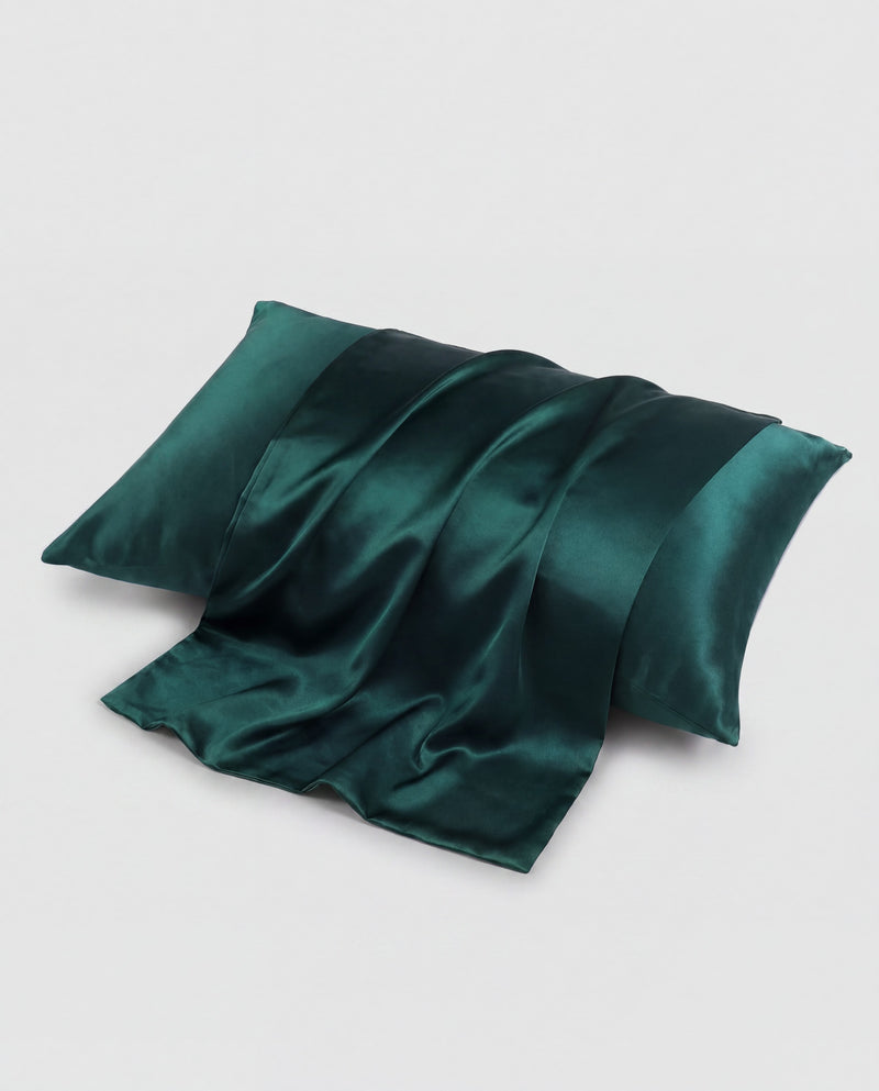 The Signature Pillowcase — Nº 34 Vert Sapin