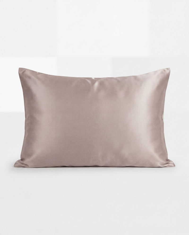 The Signature Pillowcase — Nº 05 Champagne Voilé