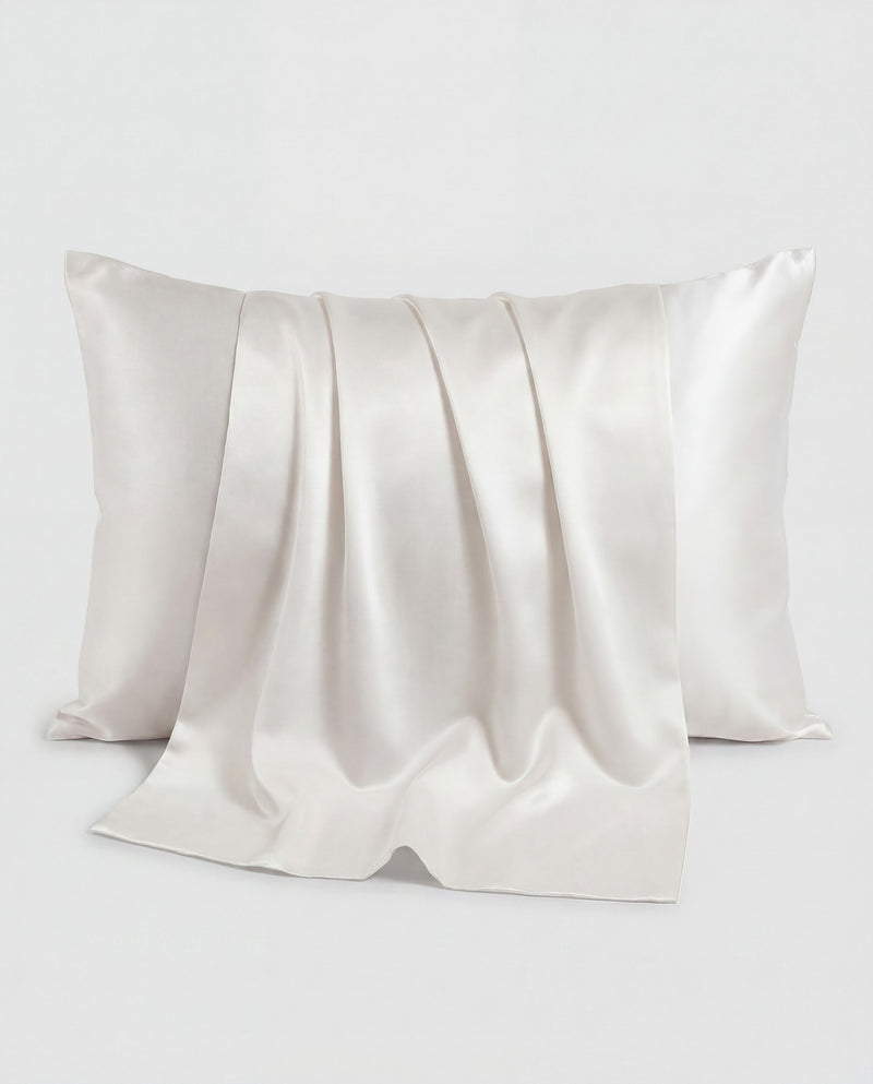 The Signature Pillowcase — Nº 01 Perle de Lait